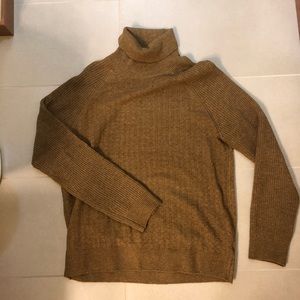 H&M men’s turtleneck